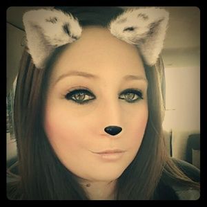 Meet your Posher, Alexi